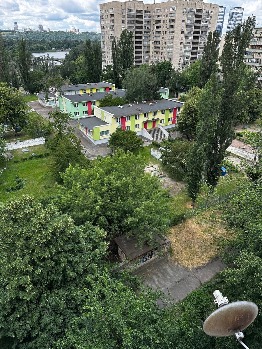 1834625072133350