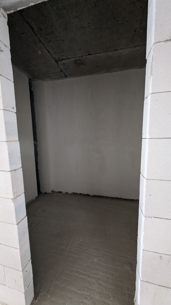1839149103041350