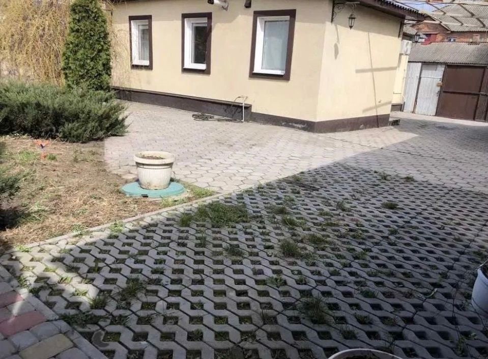 1835454696604352