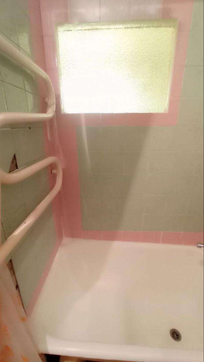 1839503817941352