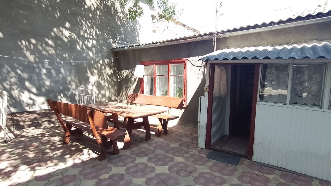 1839150824316353
