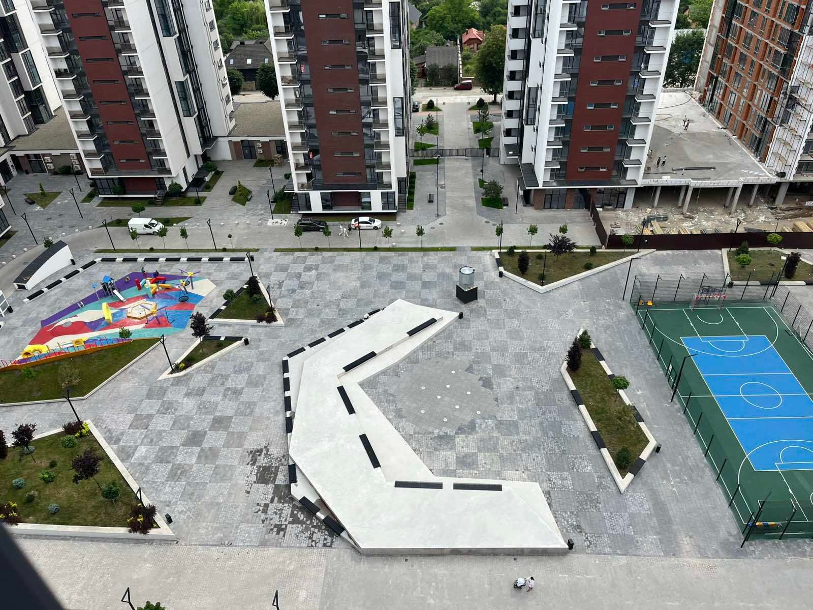 1835980592249355