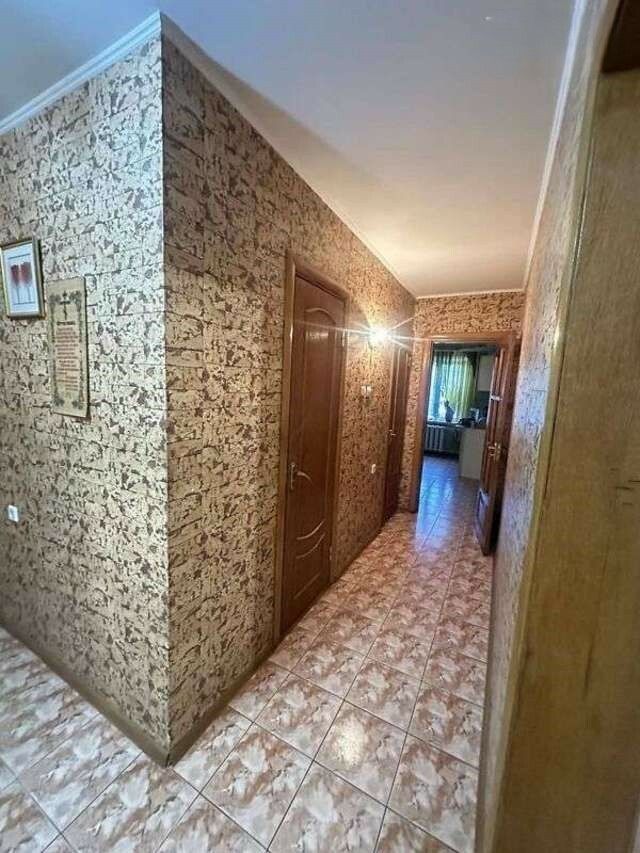 1837896349558355