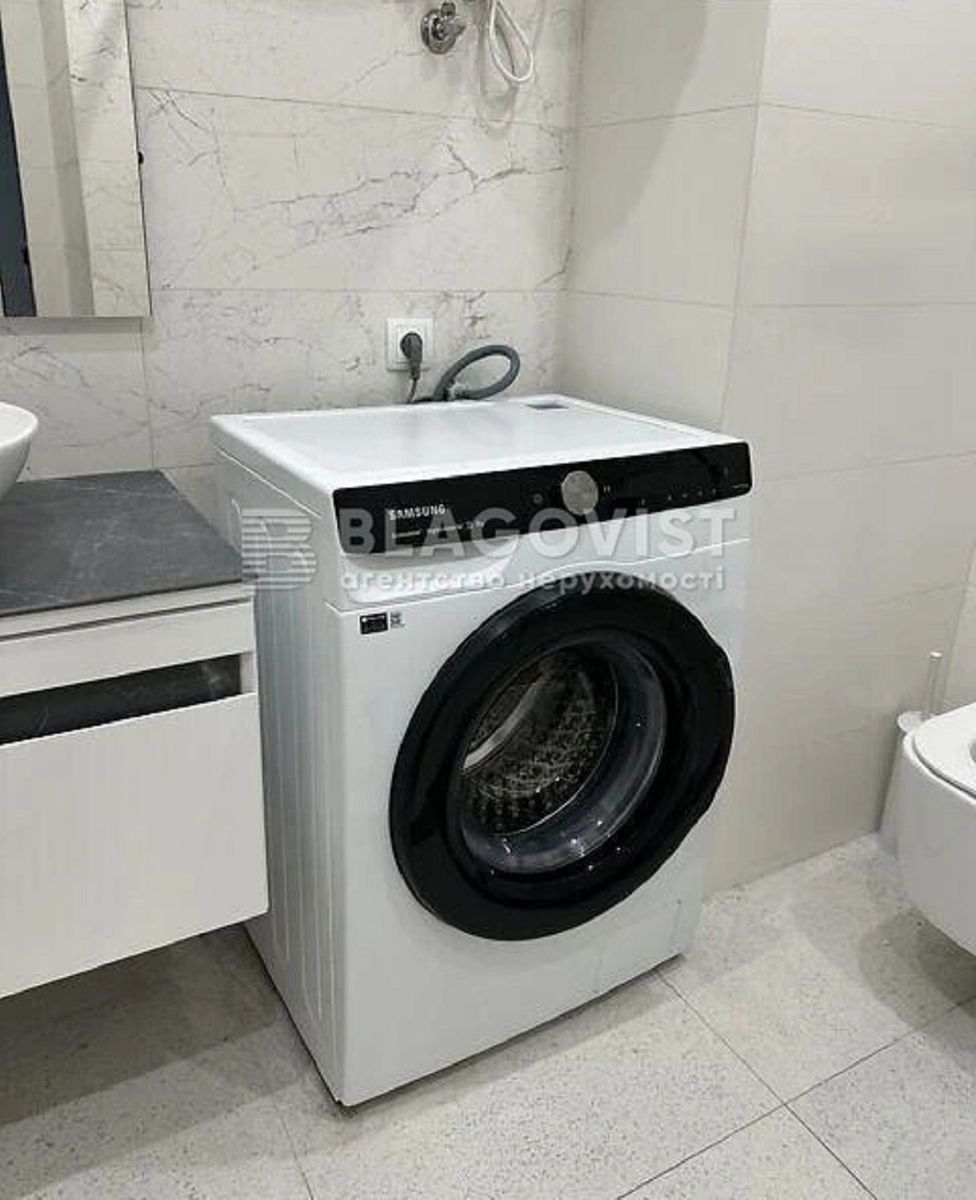 1837337192668356
