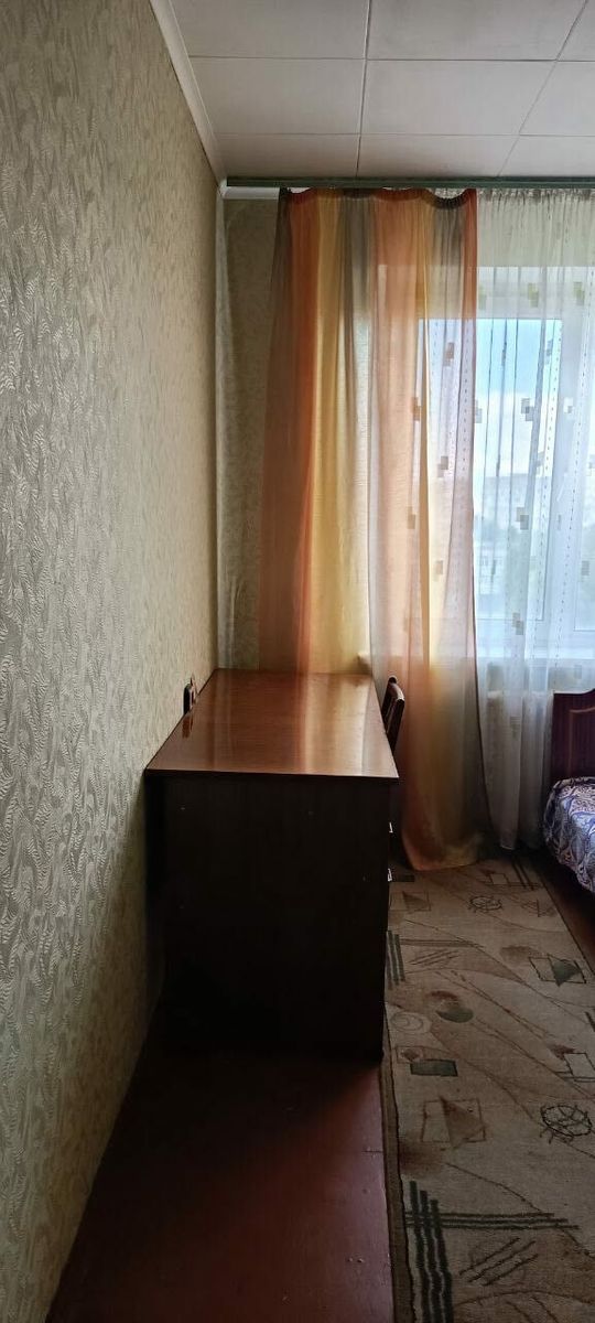 1831922783125357