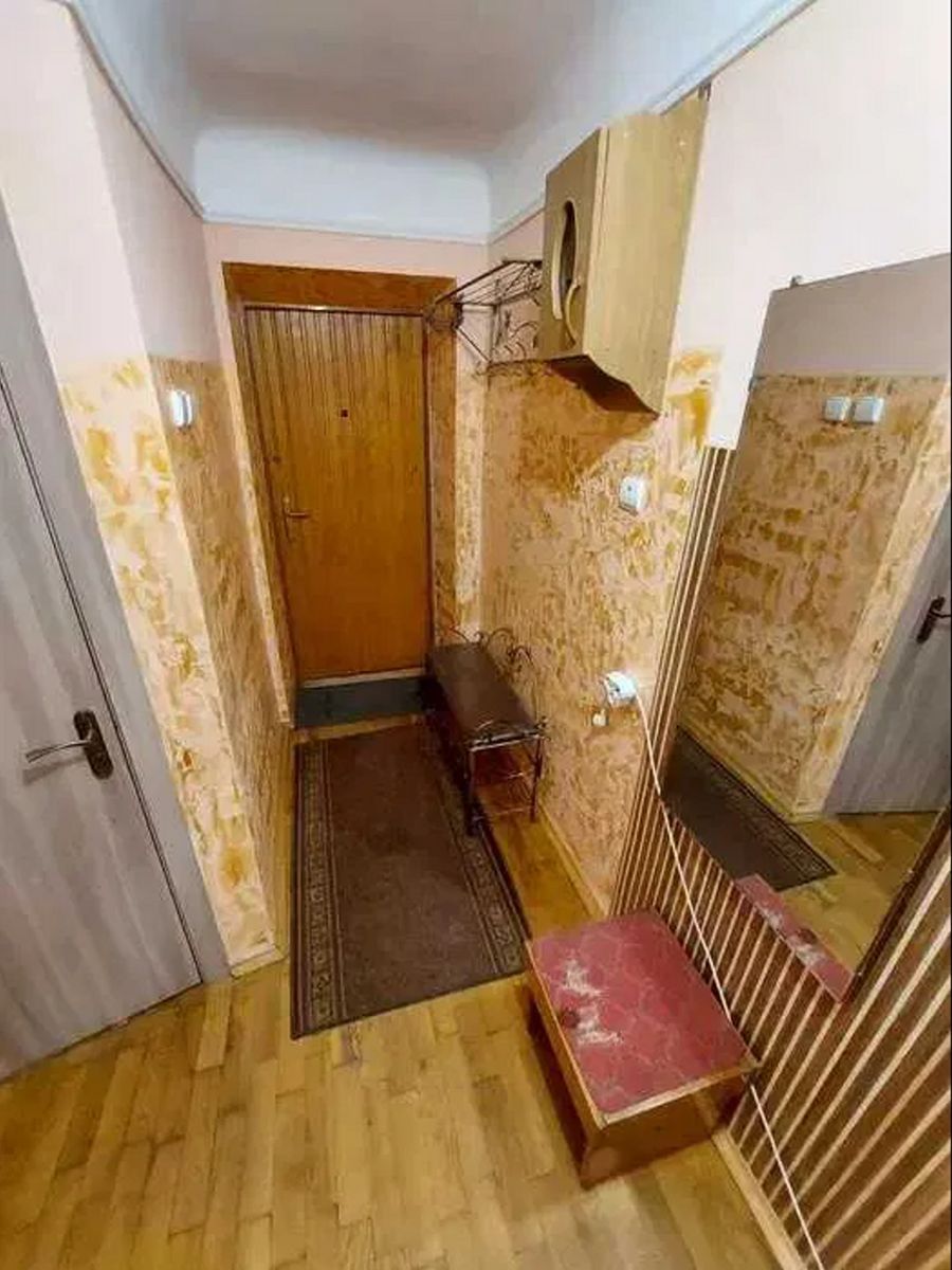 1834534005475357