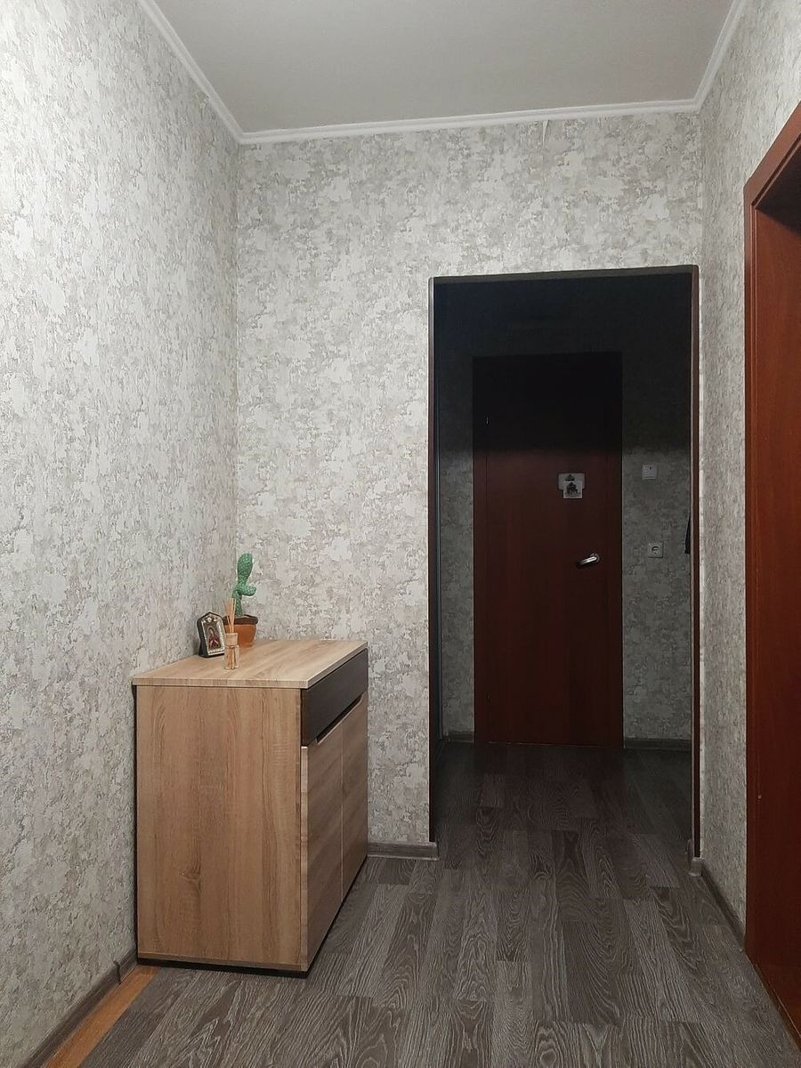 1835087414866357