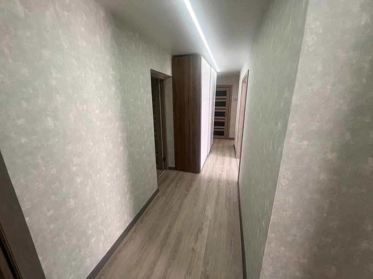1841623116088359