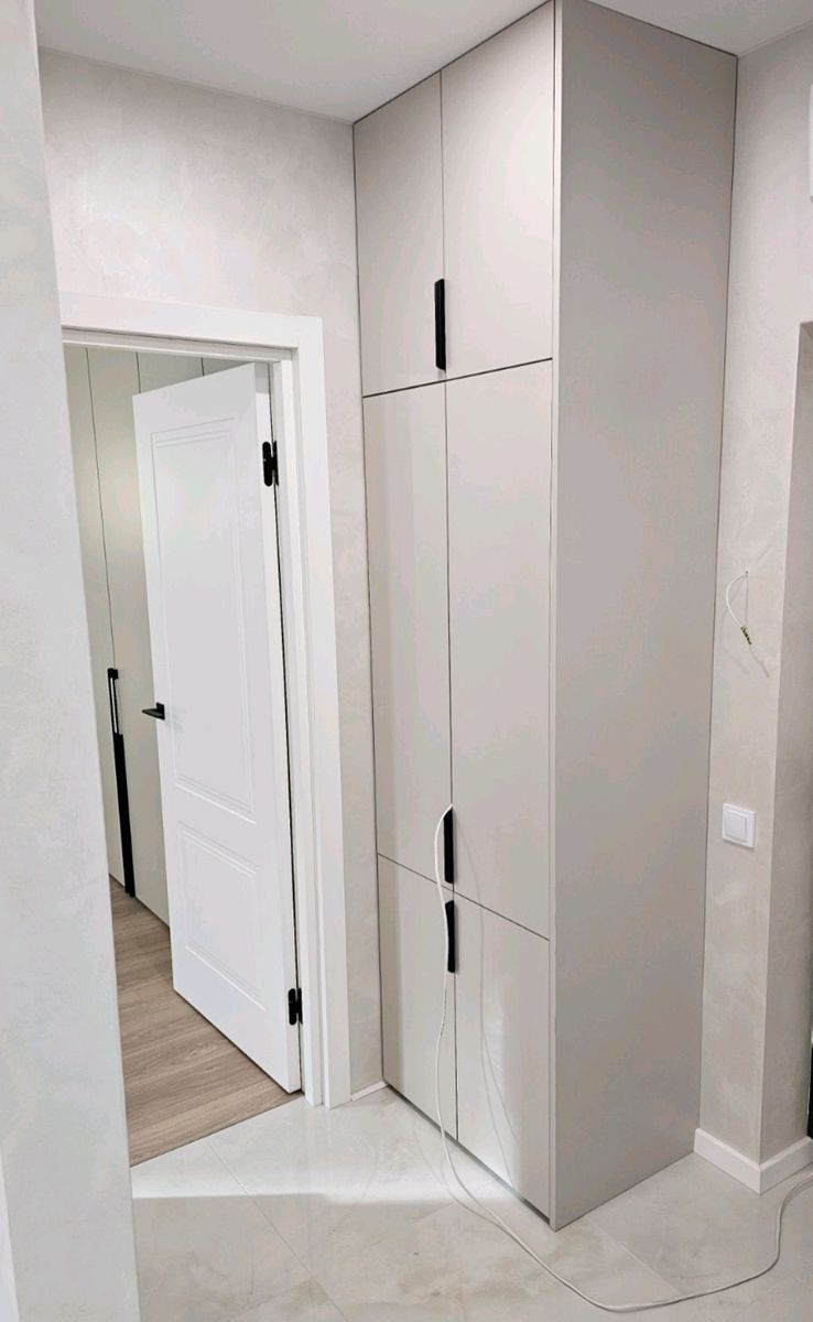 1832726300341361