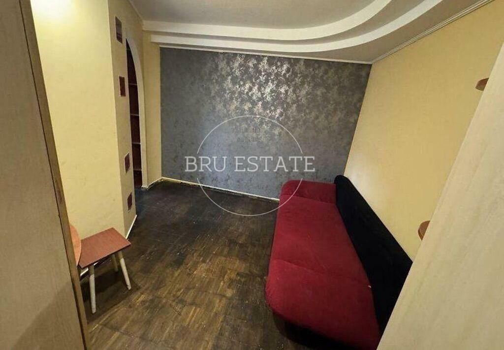 1835178448458361