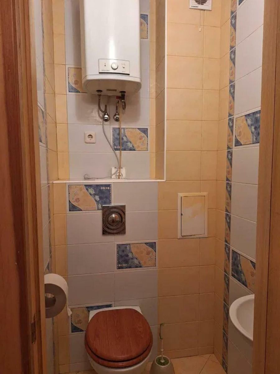 1834790793216363