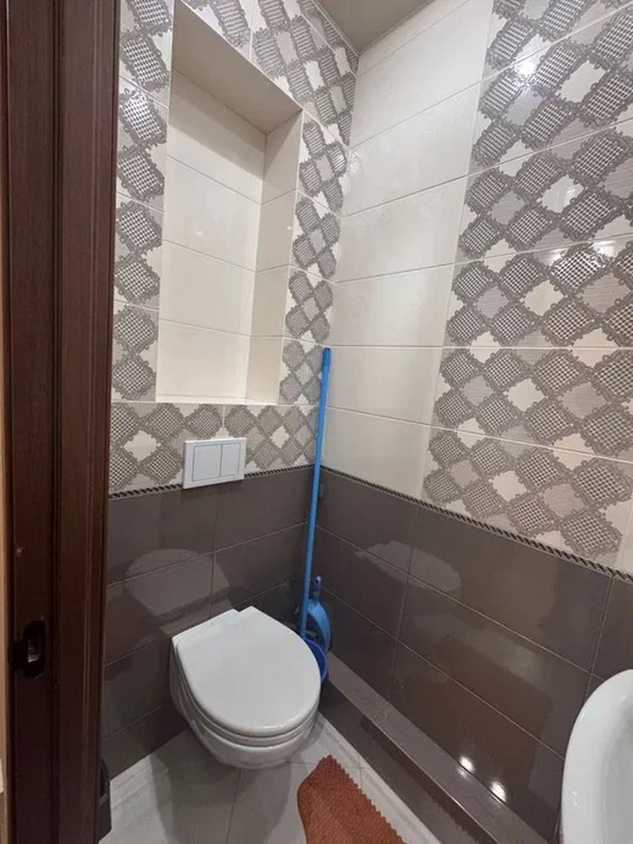1832201353761364