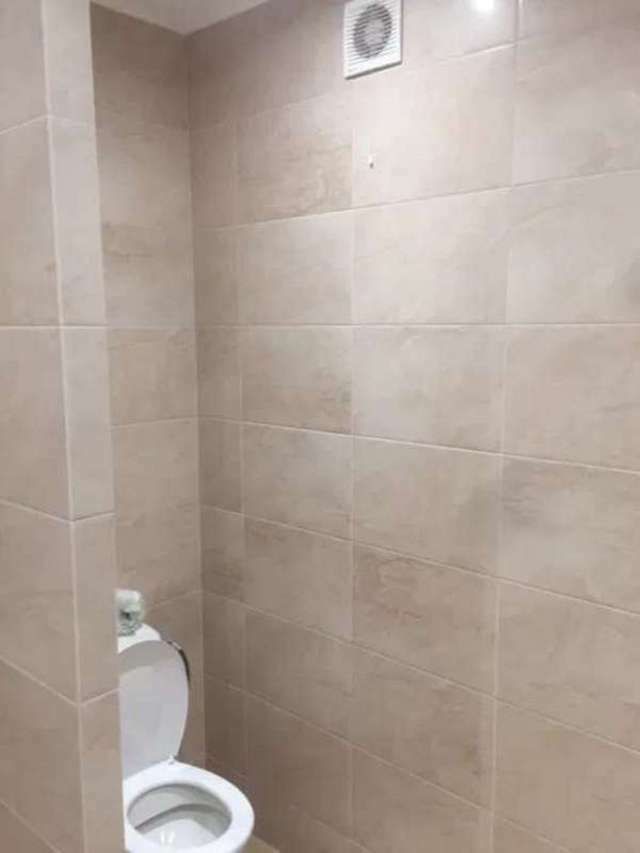 1835722593457365