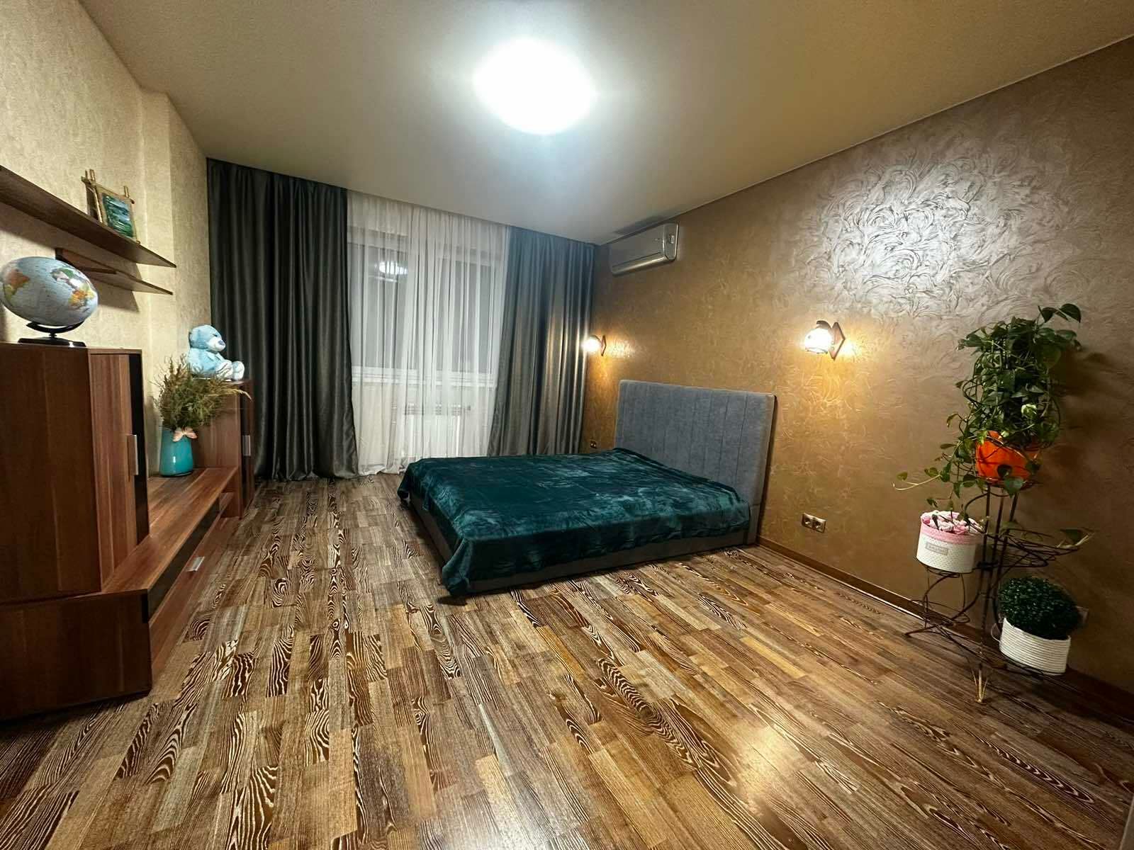 1834268159820367