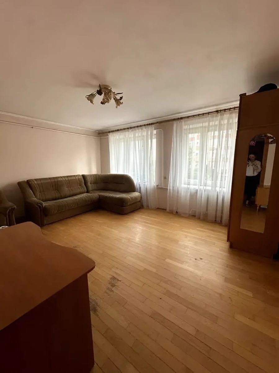 1836342361633367