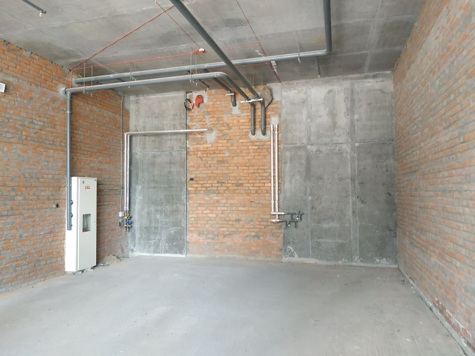 1835743911761369