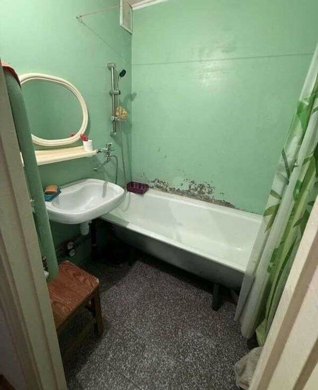 1837064925130369