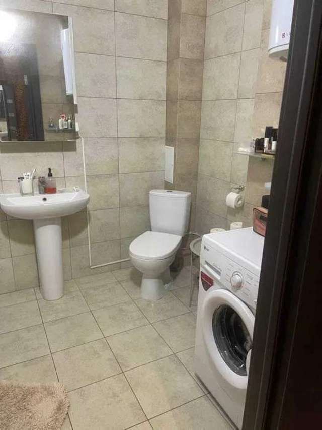 1837712882935369