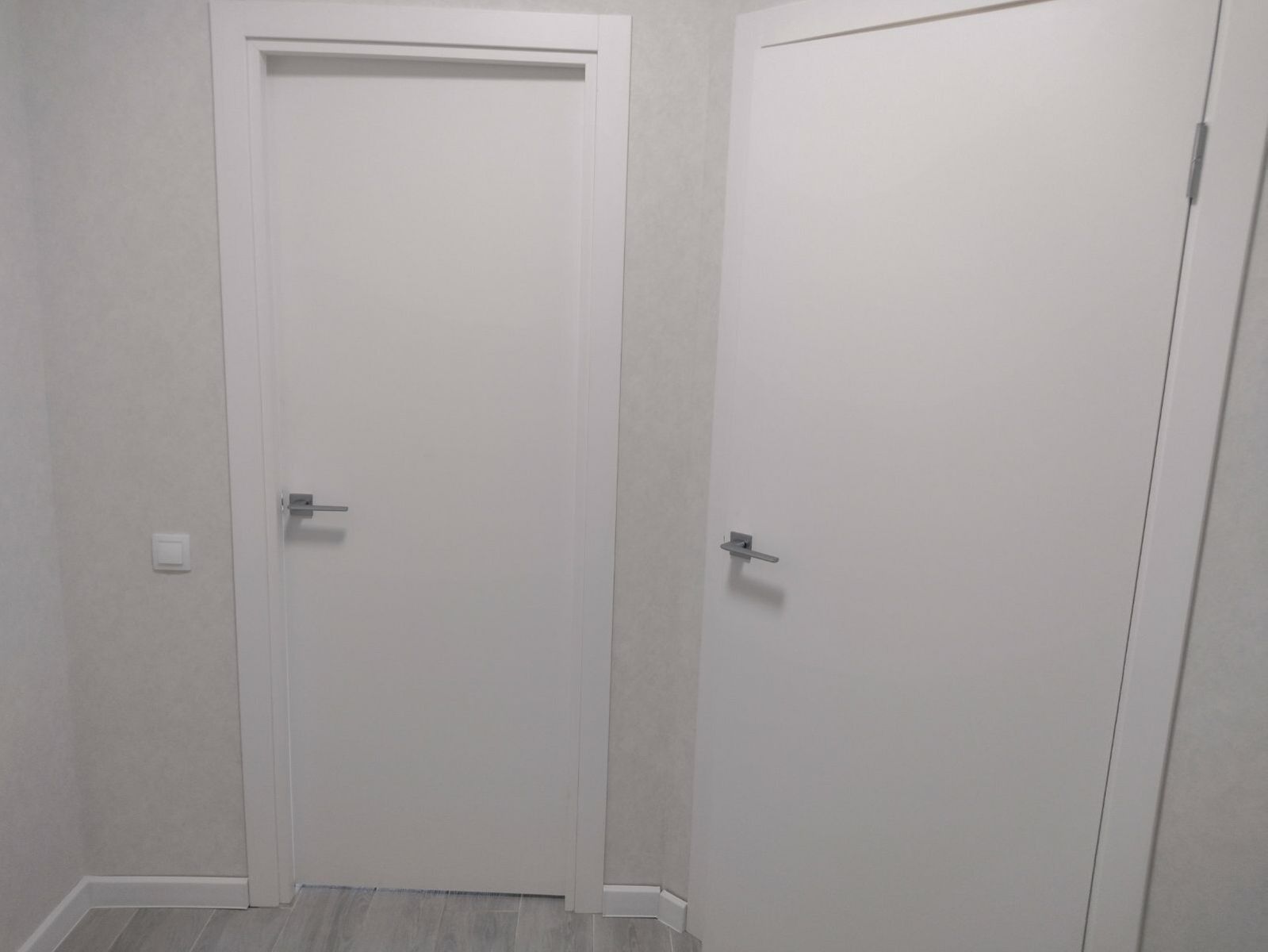 1832262853894037