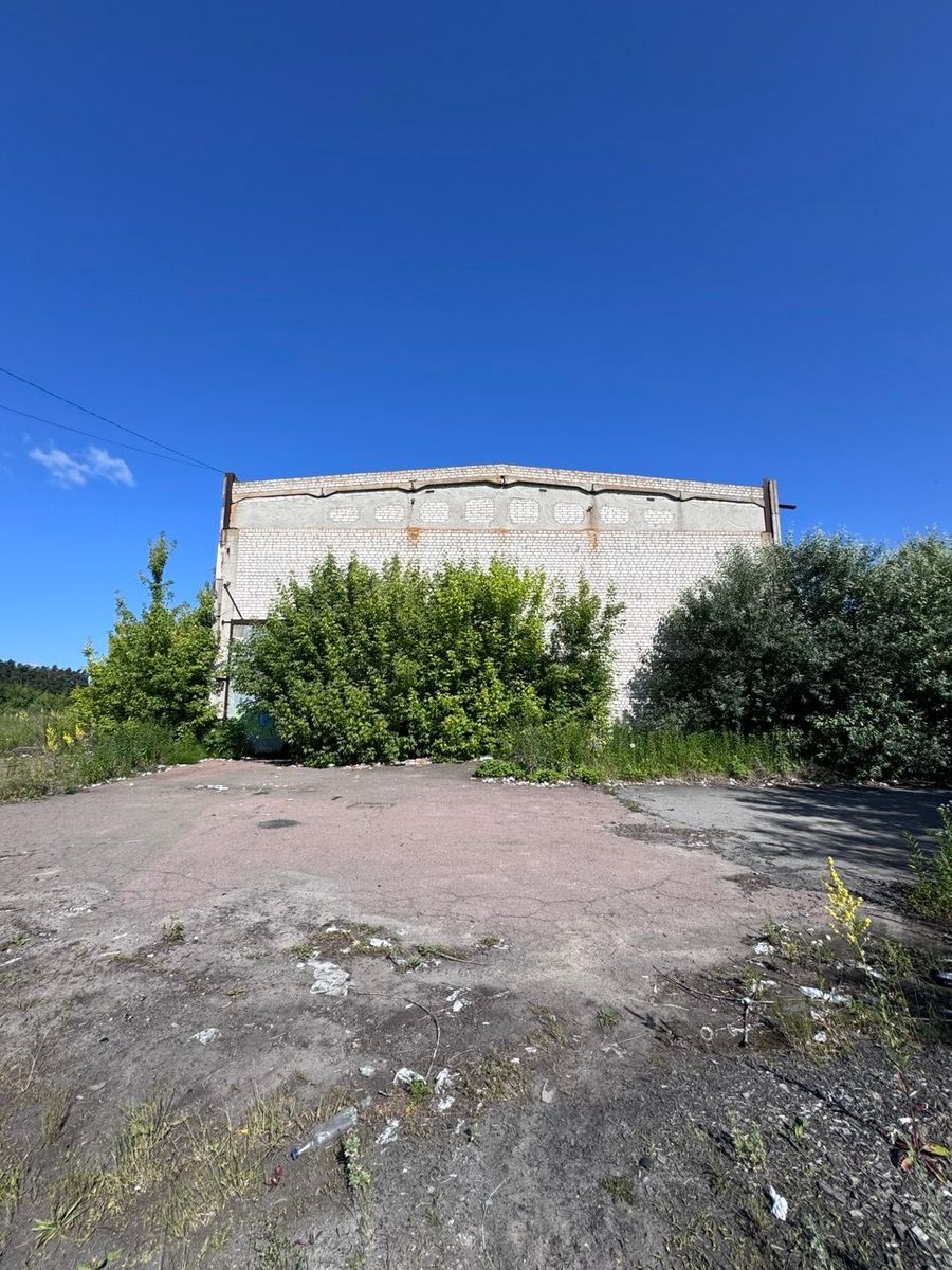 1836443201516037