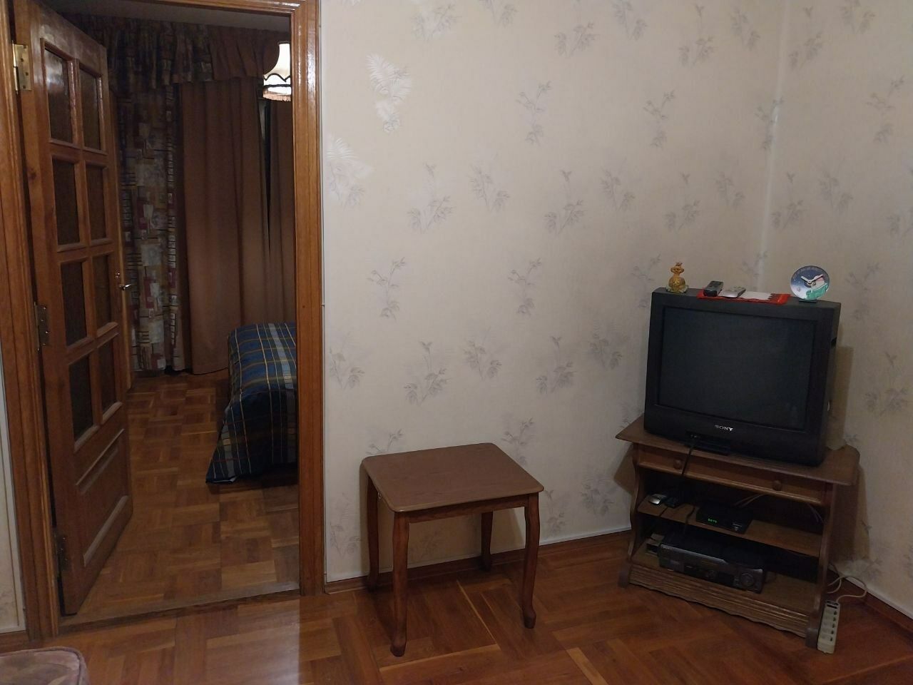 1832283521934370