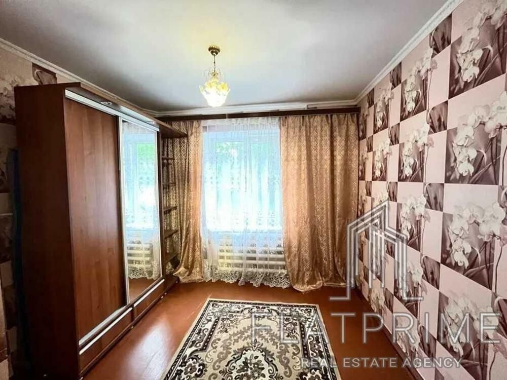 1835727506299370