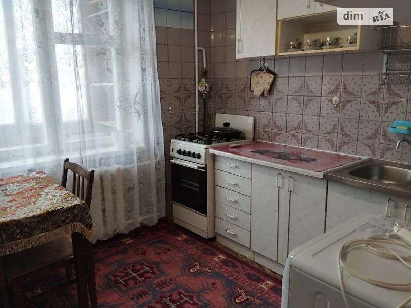 1833370496947372