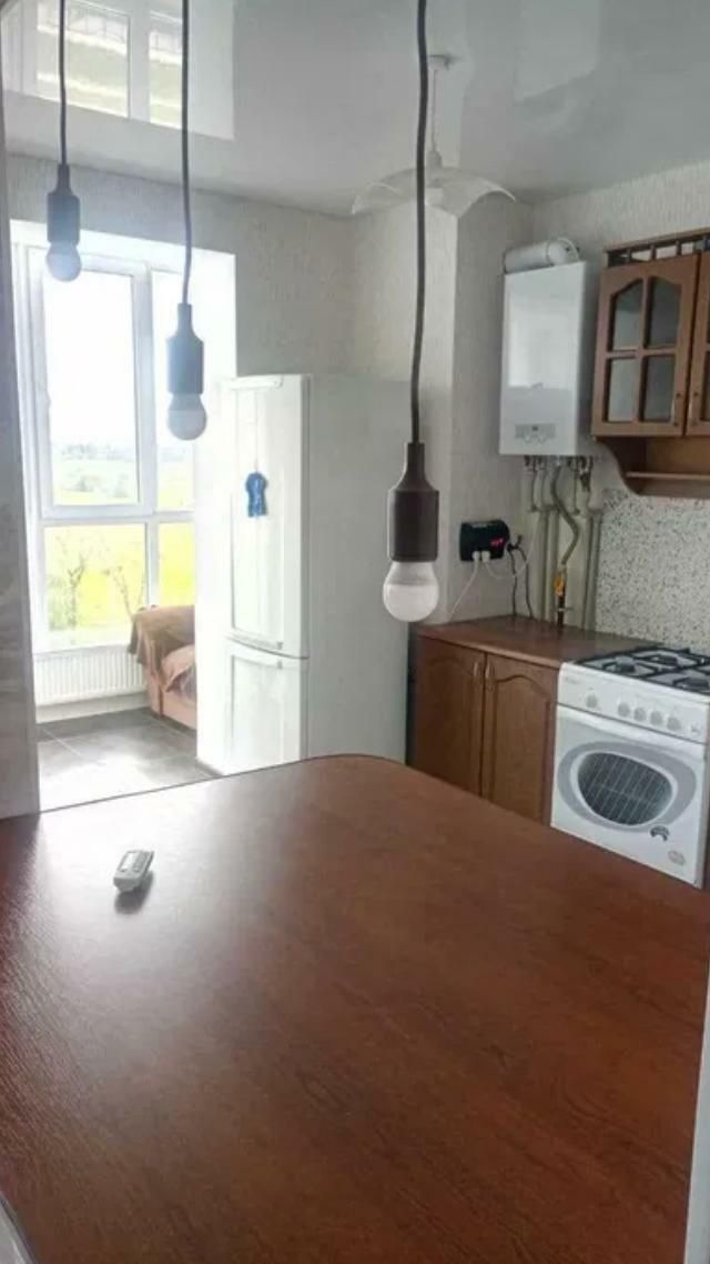 1834462268481372