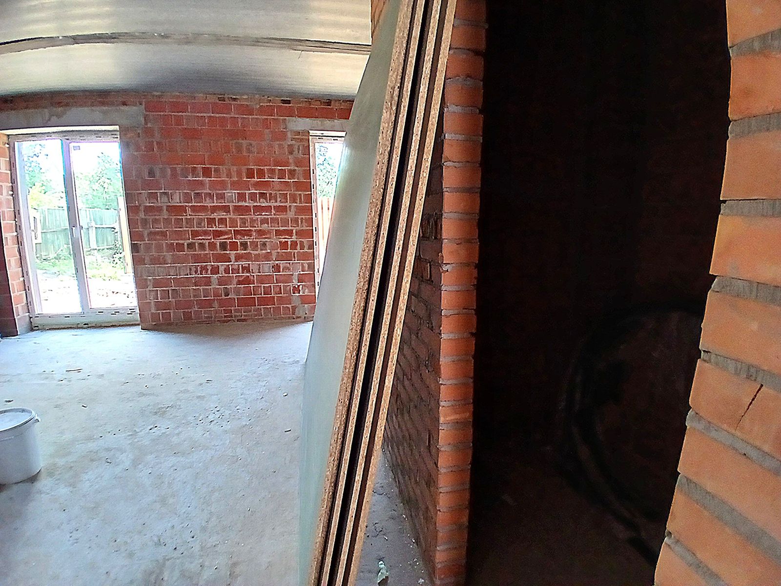 1834732960432373