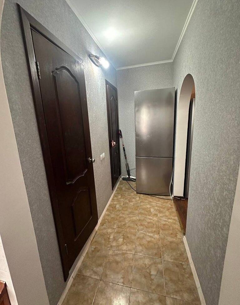 1836075404810373
