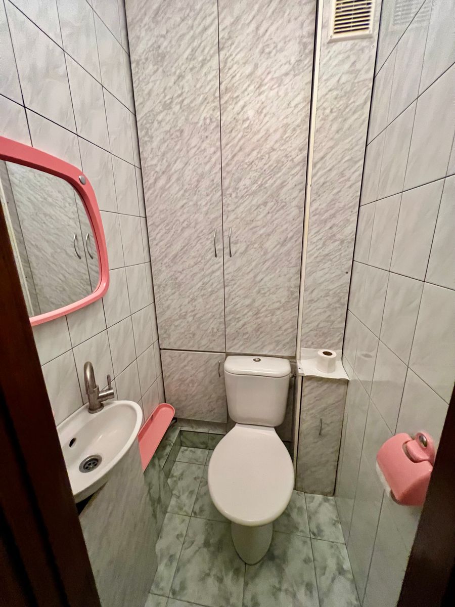 1836352714183373