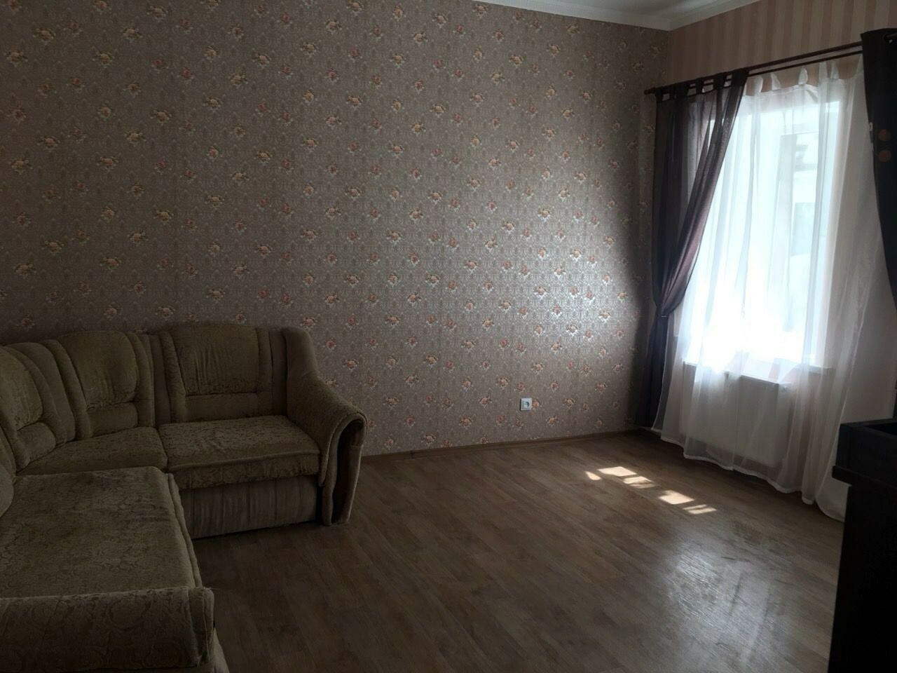 1834630876320374