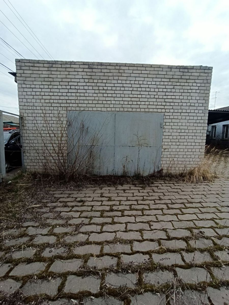 1835823761500374