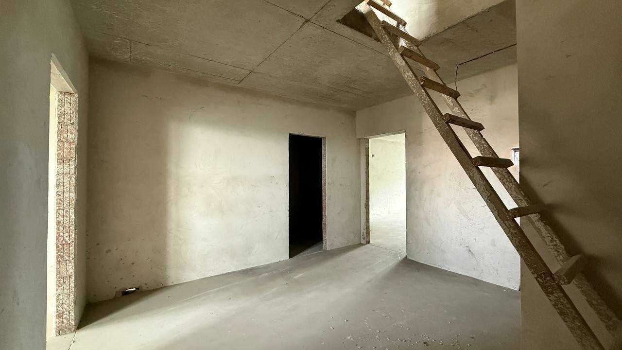 1835721738004376