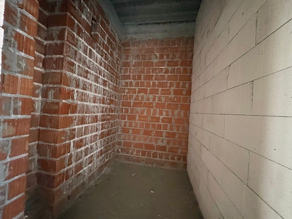1838645795056376