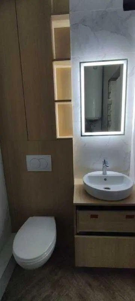 1829649394082377