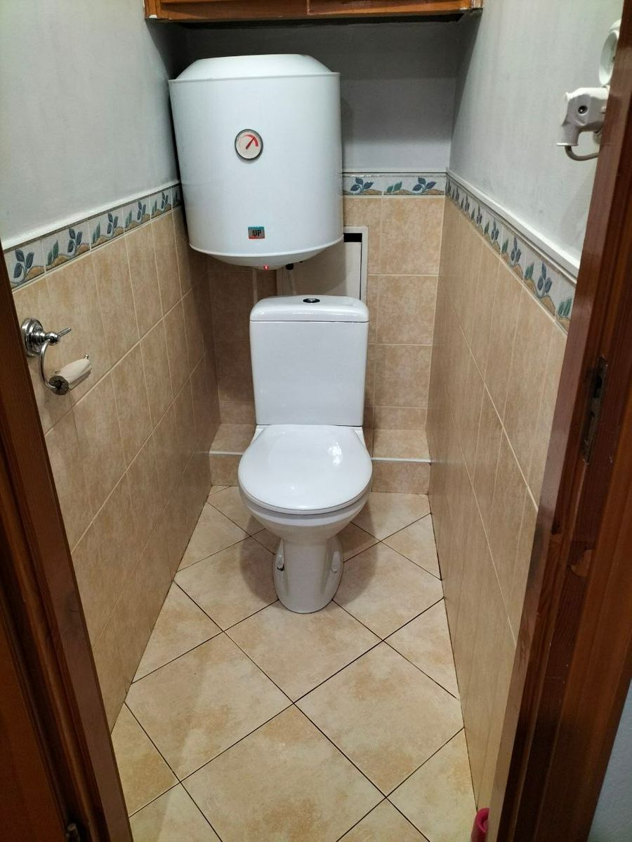 1837999421692377