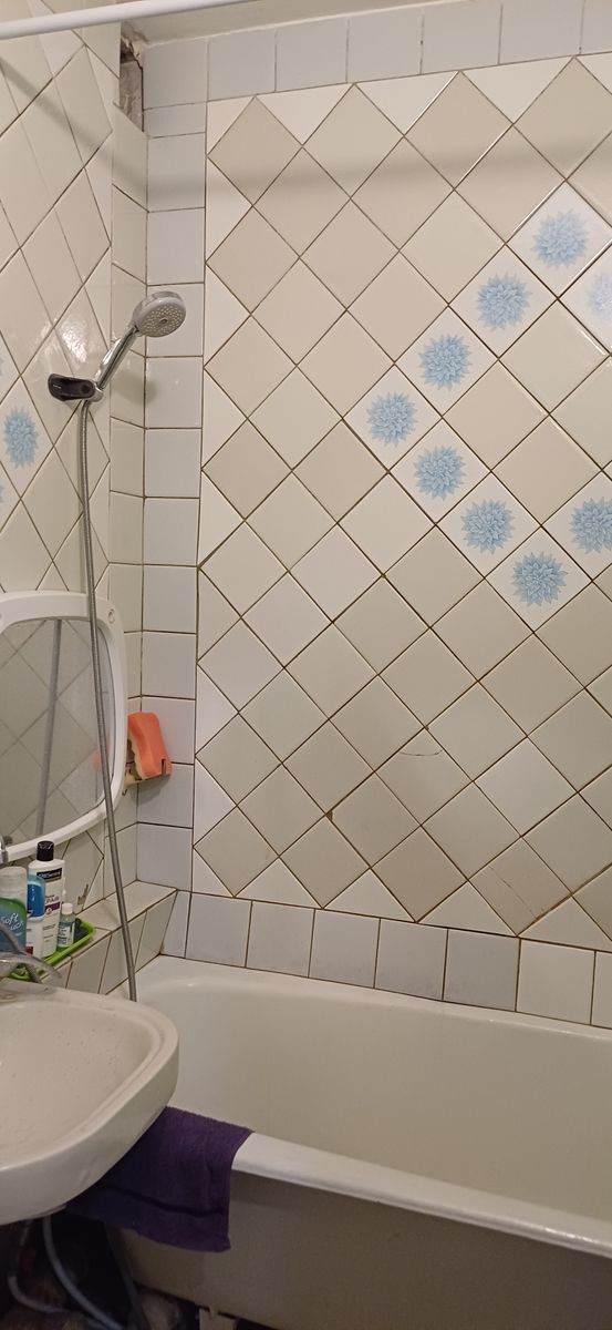 1825647682766378