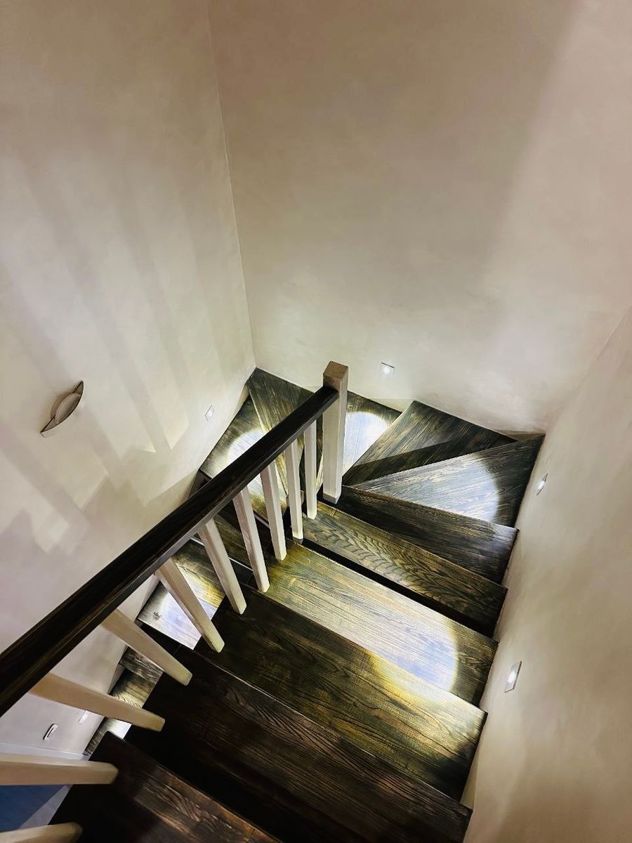 1834795940220378