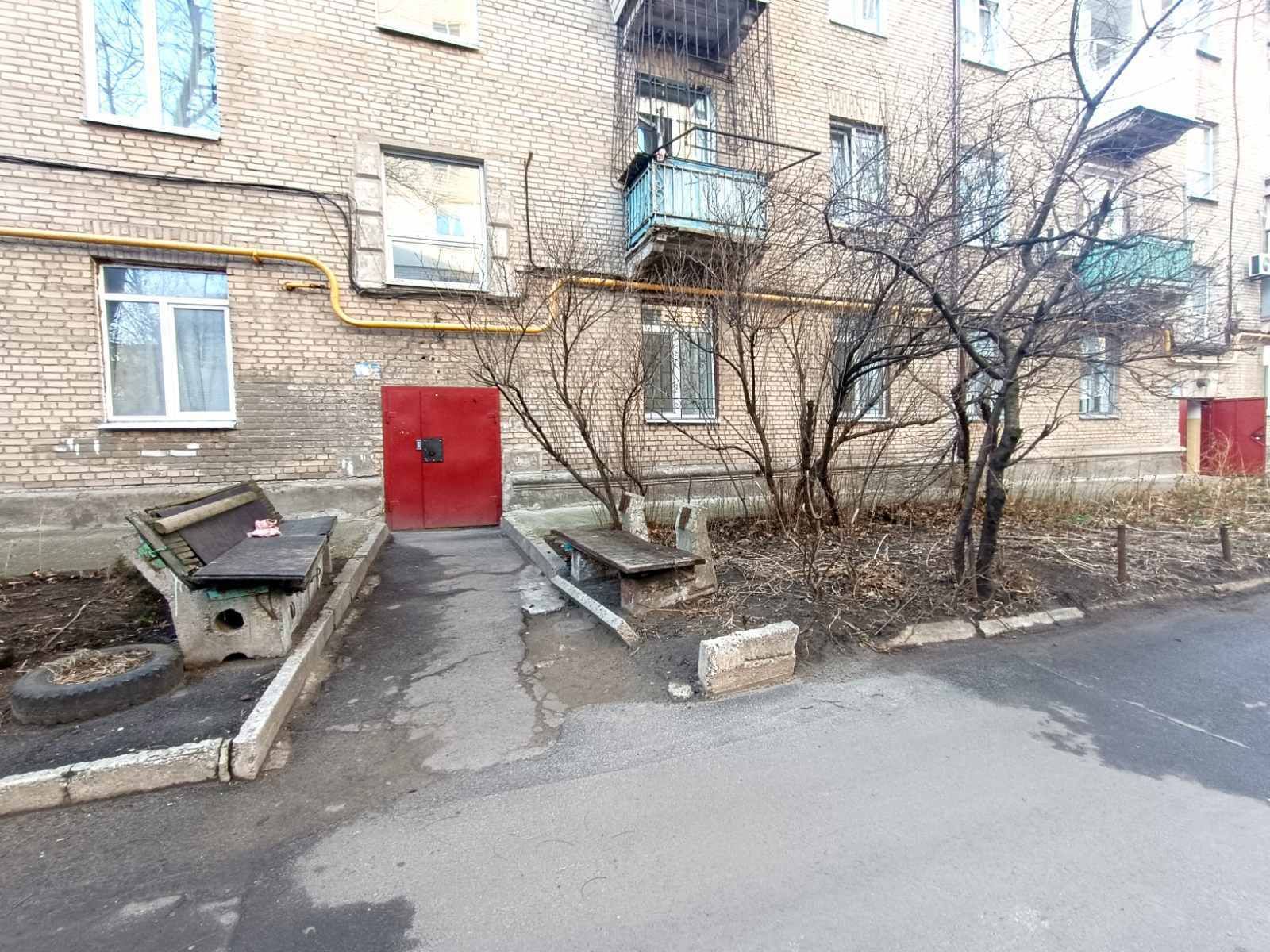 1836934600768378