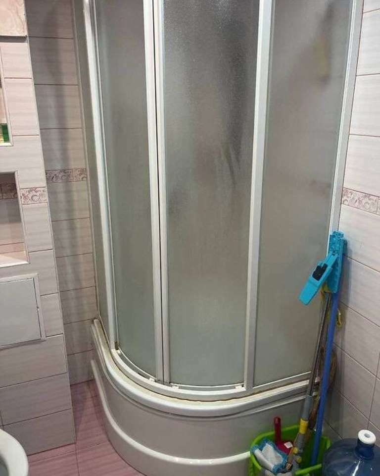 1837703384842378