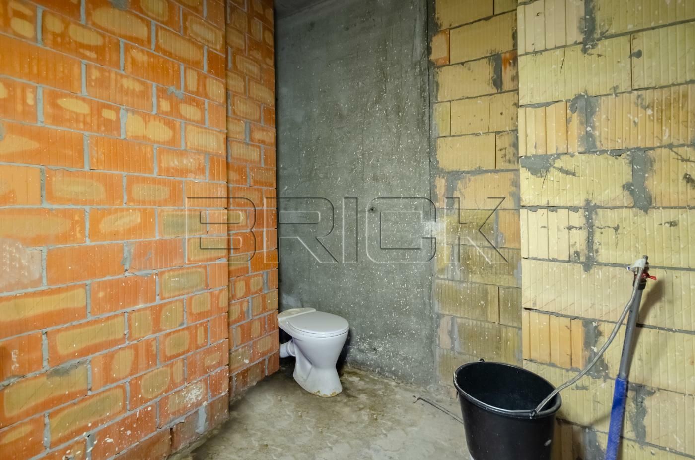 1830215722155379