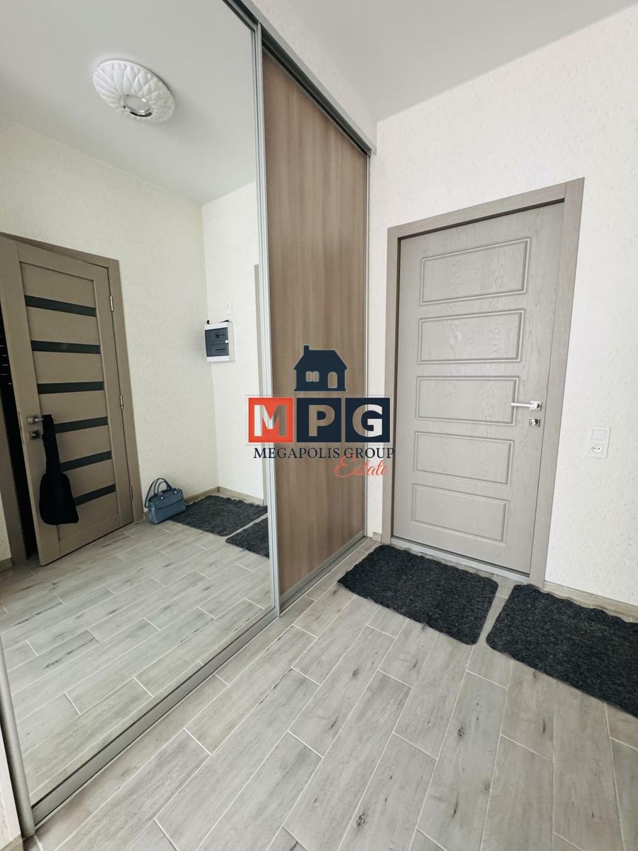 1835702664412379.jpg