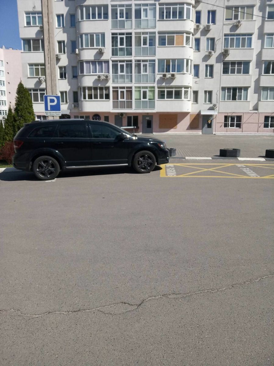 1826128413359038