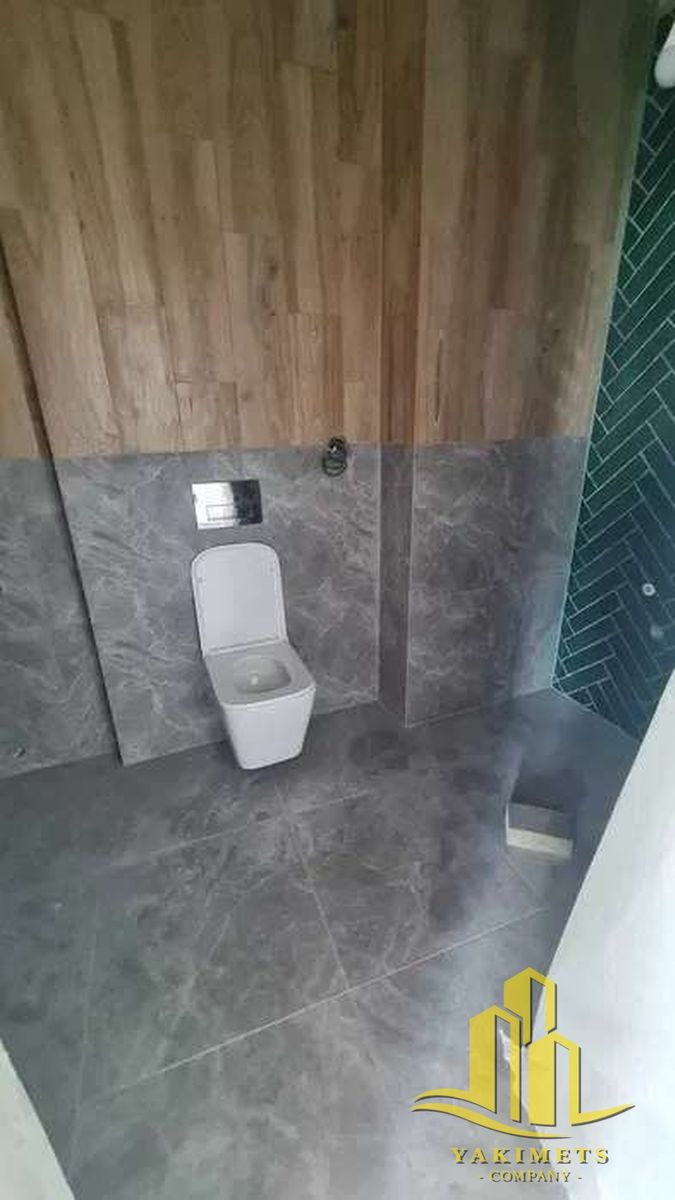 1839058581587038