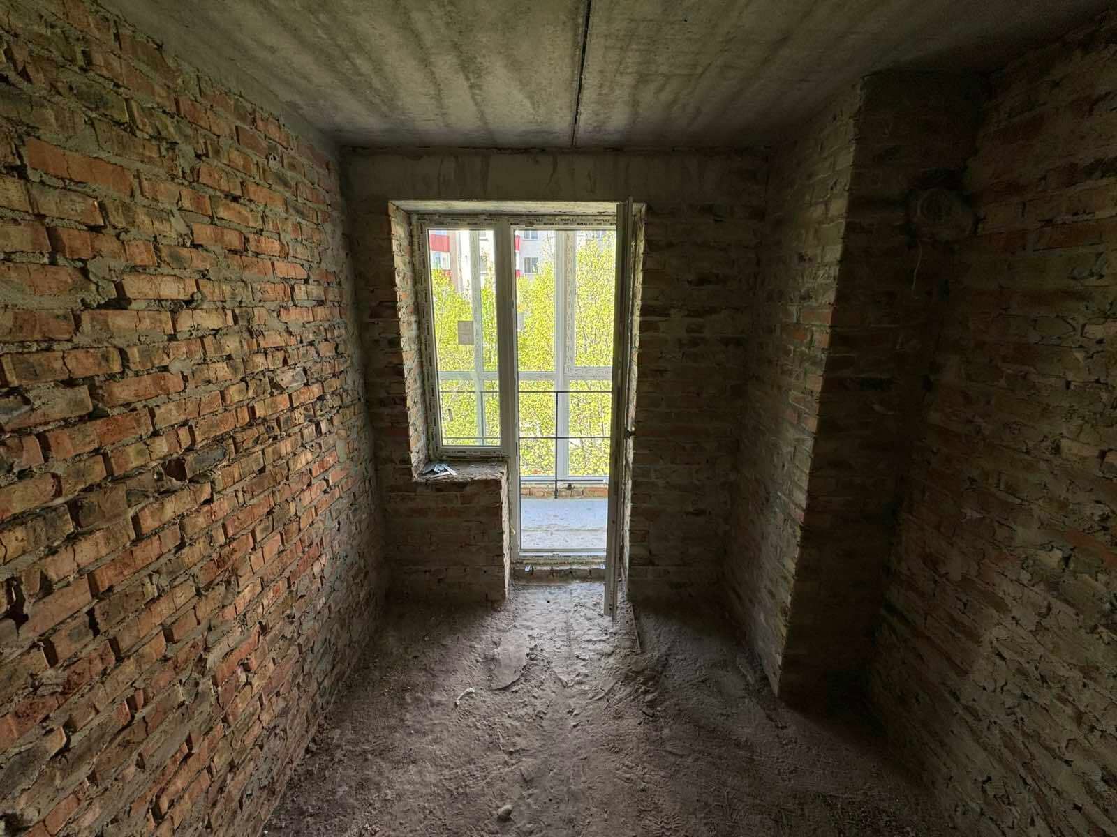 1832168438247380