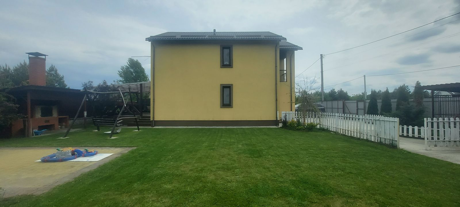 1833454166872381