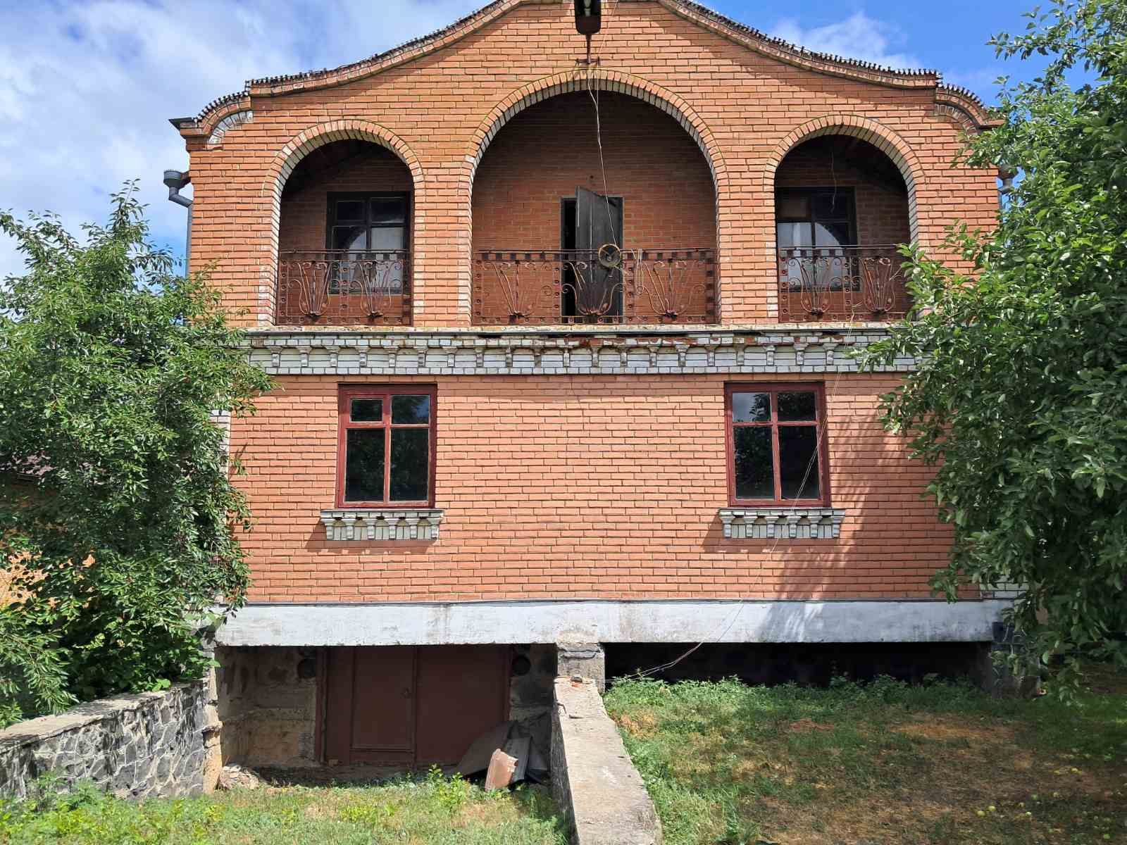 1835980164260382