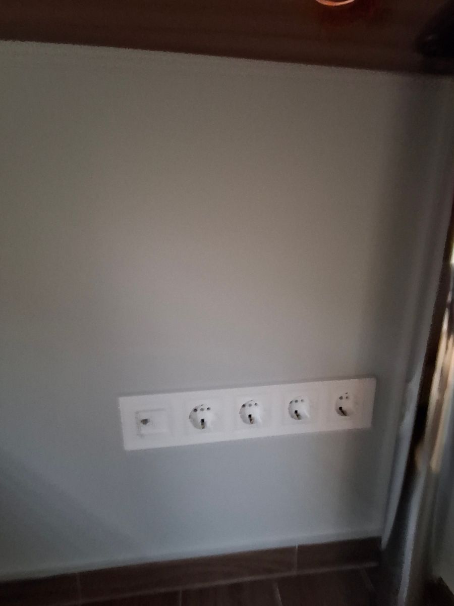 1831605295050385