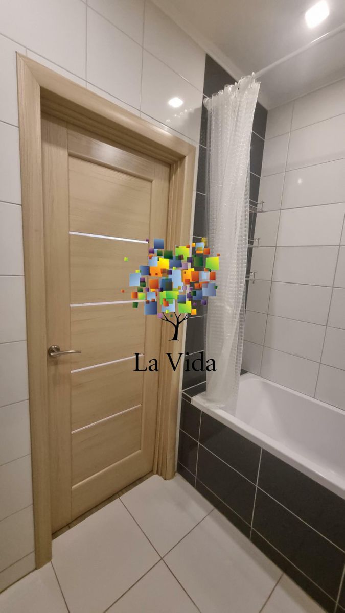 1835165751047385